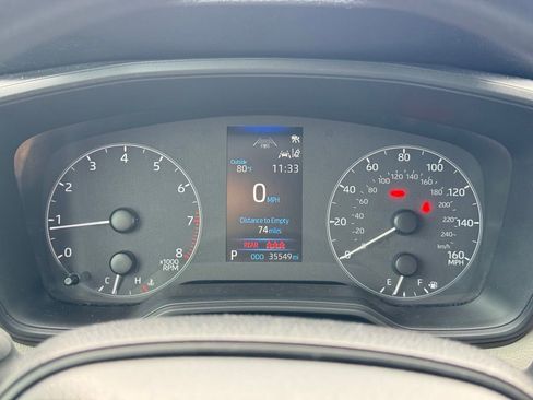 Used 2024 Toyota Corolla Cross L image 27