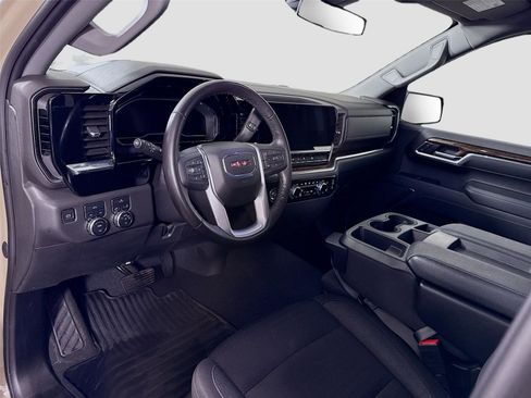 Used 2022 GMC Sierra 1500 Elevation image 3