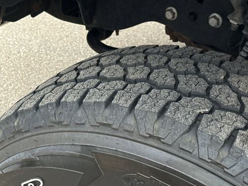 Used 2019 Ford F250 XL w/ STX Appearance Package image 10