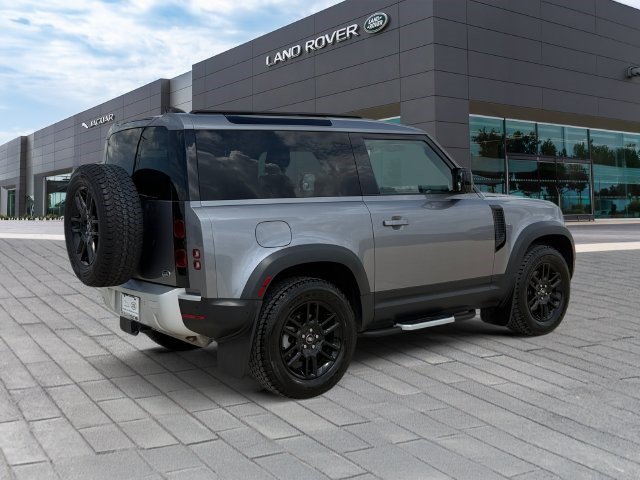Used 2023 Land Rover Defender 90 S AWD/4WD image 5