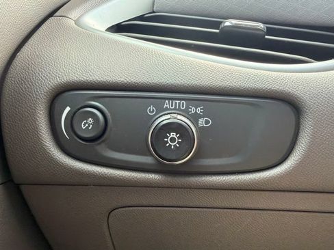 Used 2023 Chevrolet Malibu LT FWD image 24