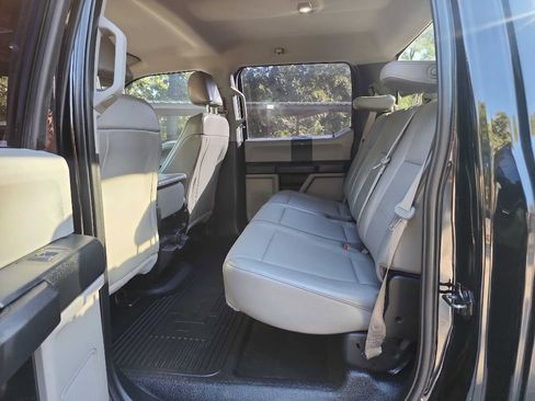 Used 2018 Ford F250 XL w/ Power Equipment Group image 33