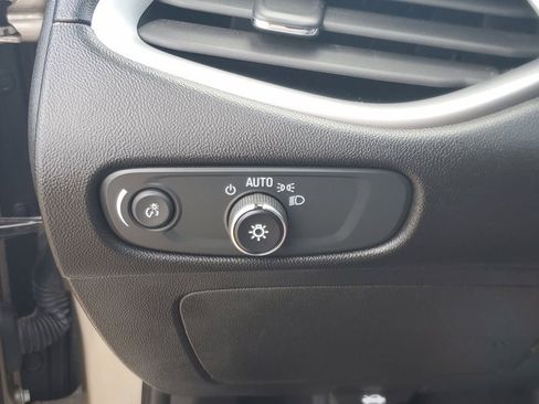 Used 2024 Chevrolet Malibu LT image 27