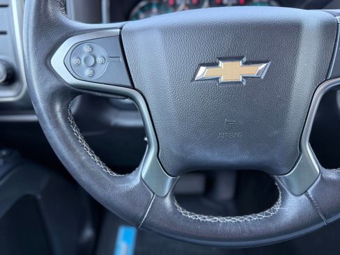 Used 2018 Chevrolet Silverado 1500 LT image 26