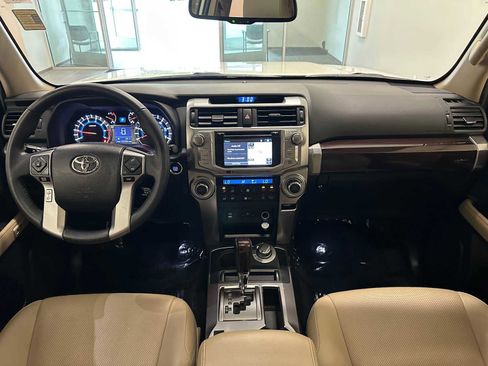 Used 2019 Toyota 4Runner Limited AWD/4WD image 10