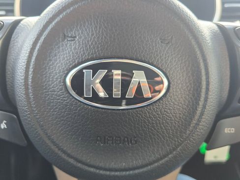 Used 2015 Kia Optima LX w/ Paint Protection Film Package image 30