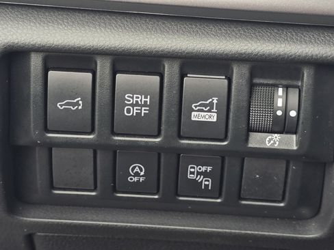 Used 2024 Subaru Forester Premium AWD/4WD image 26