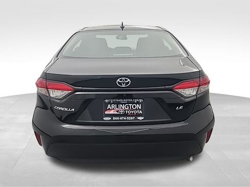Used 2025 Toyota Corolla LE image 5