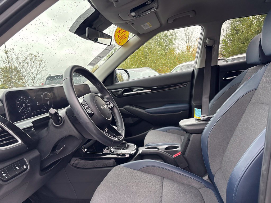Used 2024 Kia Seltos S AWD/4WD image 10