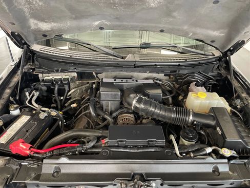 Used 2013 Ford F150 Limited image 11