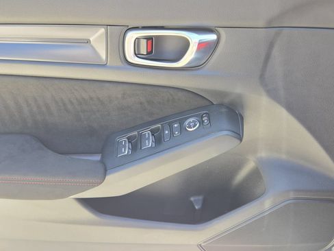 Certified 2025 Honda Civic Type R image 16
