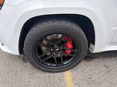 Used 2015 Jeep Grand Cherokee SRT w/ Trailer Tow Group IV AWD/4WD image 18