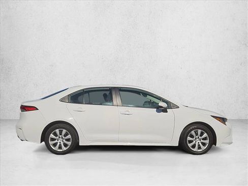 Used 2024 Toyota Corolla LE FWD image 4