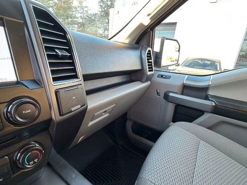 Used 2018 Ford F150 XLT w/ Equipment Group 302A Luxury image 45