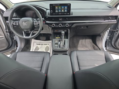 Used 2023 Honda CR-V EX-L image 9