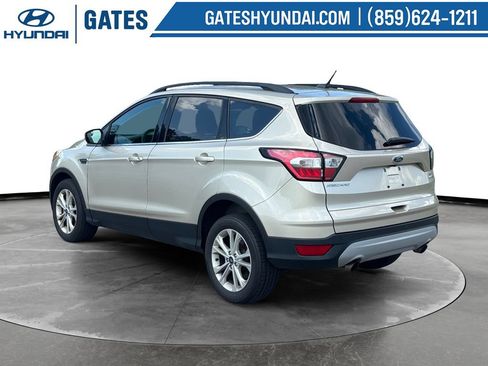 Used 2018 Ford Escape SE AWD/4WD image 7
