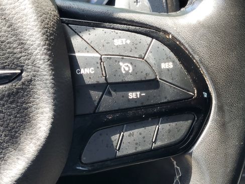 Used 2019 Chrysler 300 S image 20