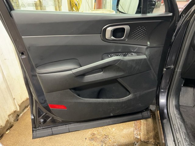 Used 2026 Kia Sorento S AWD/4WD image 14