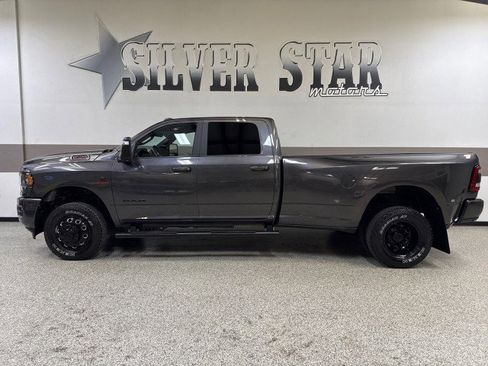 Used 2024 RAM 3500 Big Horn w/ Night Edition image 11