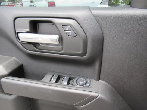 Used 2024 Chevrolet Silverado 1500 Custom Trail Boss AWD/4WD image 23