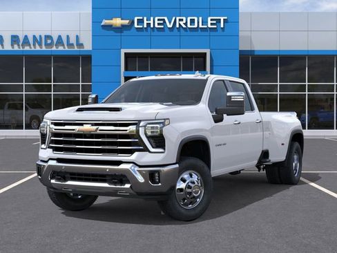 New 2026 Chevrolet Silverado 3500 LTZ w/ LTZ Convenience Package AWD/4WD image 6