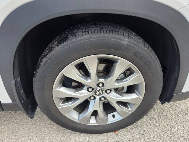 Used 2024 Toyota Grand Highlander AWD Hybrid image 7