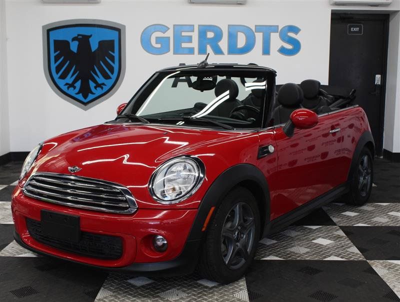 Used 2013 MINI Cooper Convertible w/ Always Open Pkg FWD image 7