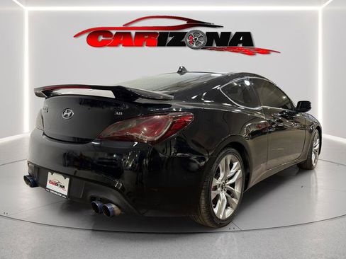 Used 2013 Hyundai Genesis 3.8 image 10