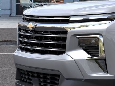 New 2026 Chevrolet Traverse LT w/ Driver Confidence Package FWD image 14