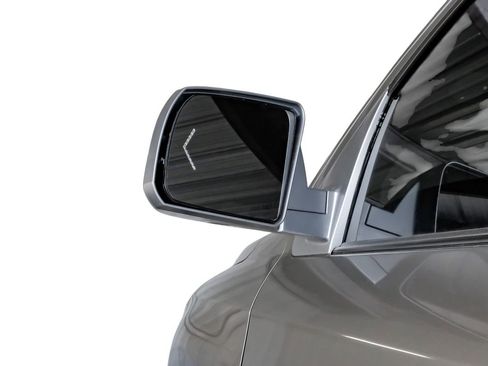 Used 2012 Toyota Tundra Limited image 39