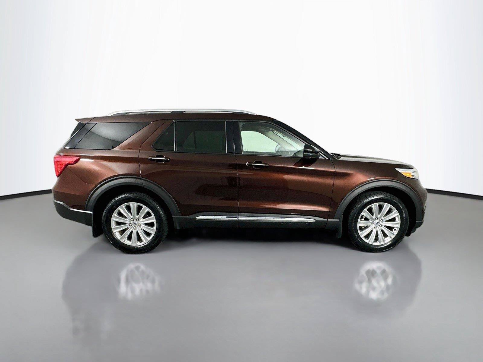 Certified 2020 Ford Explorer Limited w/ Class III Trailer Tow Package AWD/4WD image 17
