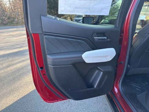 New 2026 GMC Canyon AT4X w/ LPO, Black Badging Package image 46