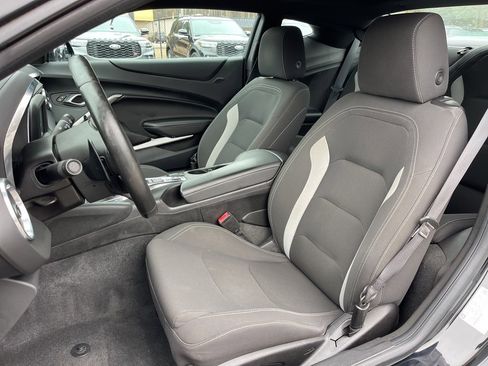 Used 2018 Chevrolet Camaro LT w/ RS Package image 19