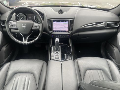Used 2022 Maserati Levante GT image 2
