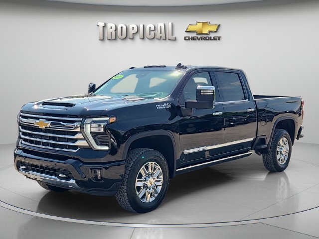 New 2026 Chevrolet Silverado 2500 High Country w/ Technology Package AWD/4WD image 1