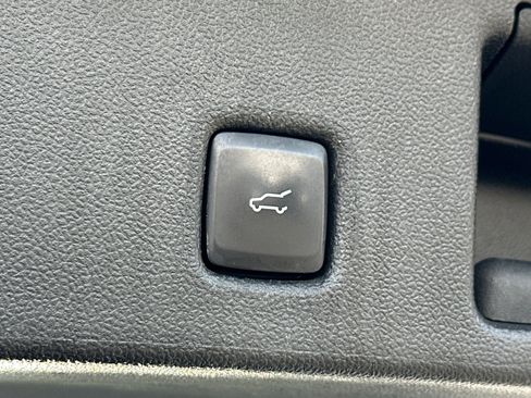 Used 2022 Ford Escape SE w/ Convenience Package image 19