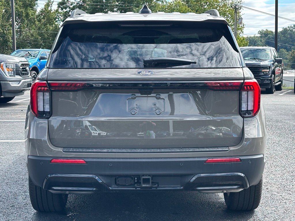 New 2027 Ford Explorer ST-Line w/ Premium Package AWD/4WD image 5
