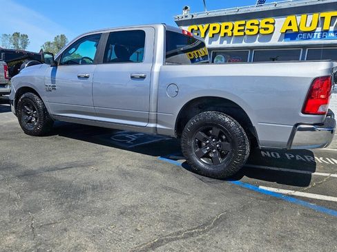 Used 2021 RAM 1500 Classic SLT AWD/4WD image 3