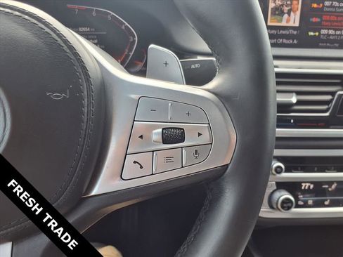 Used 2021 BMW 740i w/ M Sport Package RWD image 18
