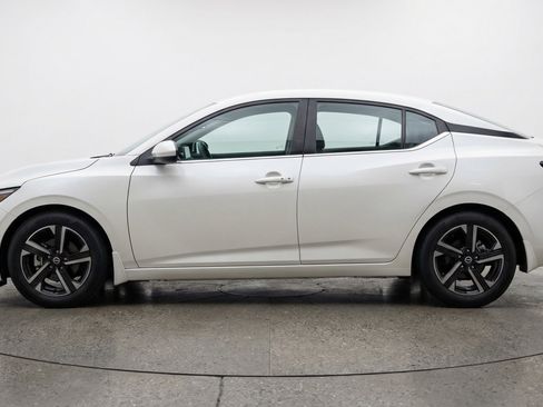 Used 2025 Nissan Sentra SV FWD image 5