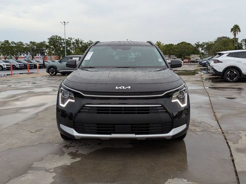 New 2026 Kia Niro EX FWD image 3