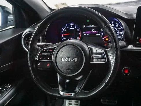 Used 2023 Kia Forte GT-Line image 16