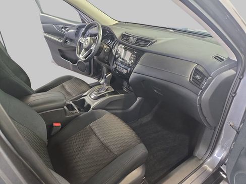 Used 2017 Nissan Rogue SV AWD/4WD image 11