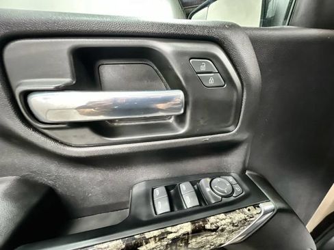 Certified 2023 Chevrolet Silverado 1500 Custom Trail Boss w/ Realtree Special Edition AWD/4WD image 23