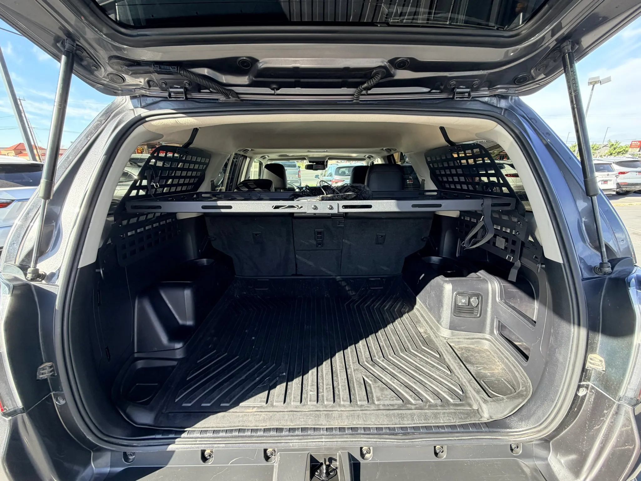 Used 2020 Toyota 4Runner TRD Off-Road Premium w/ Moonroof Package AWD/4WD image 27