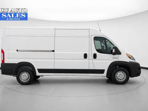 Used 2021 RAM ProMaster 2500 image 8