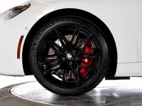 Used 2024 BMW M2 w/ Lighting Package image 13