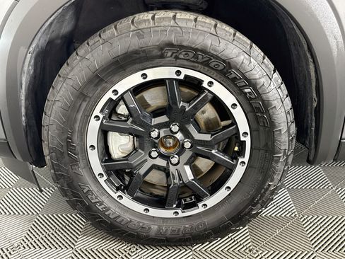Used 2026 Nissan Pathfinder Rock Creek AWD/4WD image 36