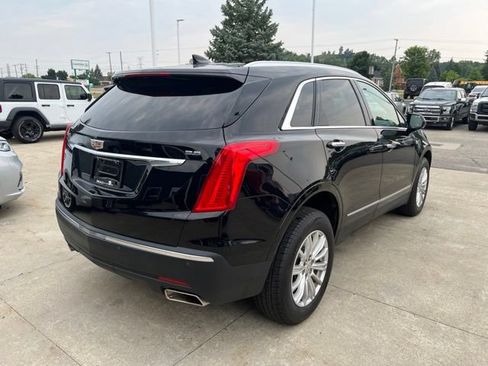 Used 2017 Cadillac XT5 FWD image 6