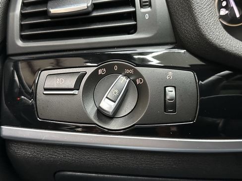 Used 2017 BMW X4 M40i w/ Technology Package image 25